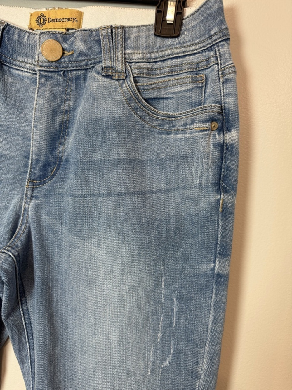 Democracy AB Technology Women's Blue Skinny Jeans Women’s Size 8 Light Wash - Picture 2 of 13